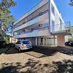 Apartment 300 Mt From The *