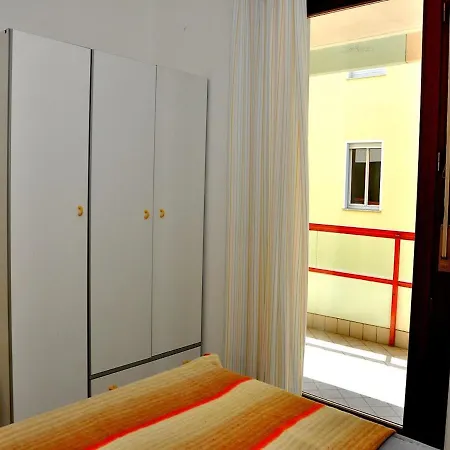 300 Mt From The Appartement *