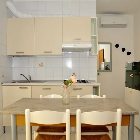 Appartement 300 Mt From The *