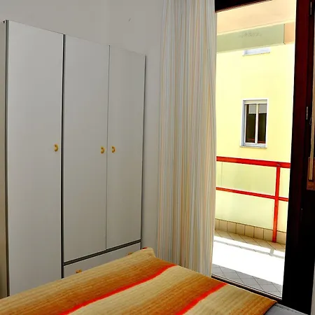 Apartamento 300 Mt From The